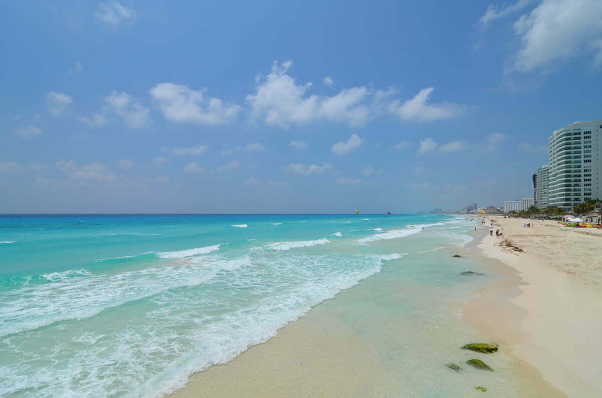 Vigilan 28 playas de Quintana Roo