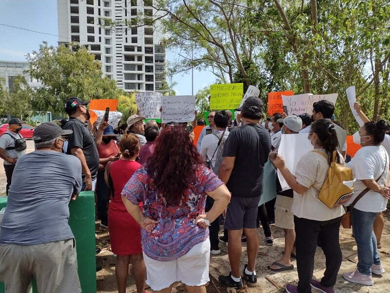 Protestan por desalojos en colonias de Cancún