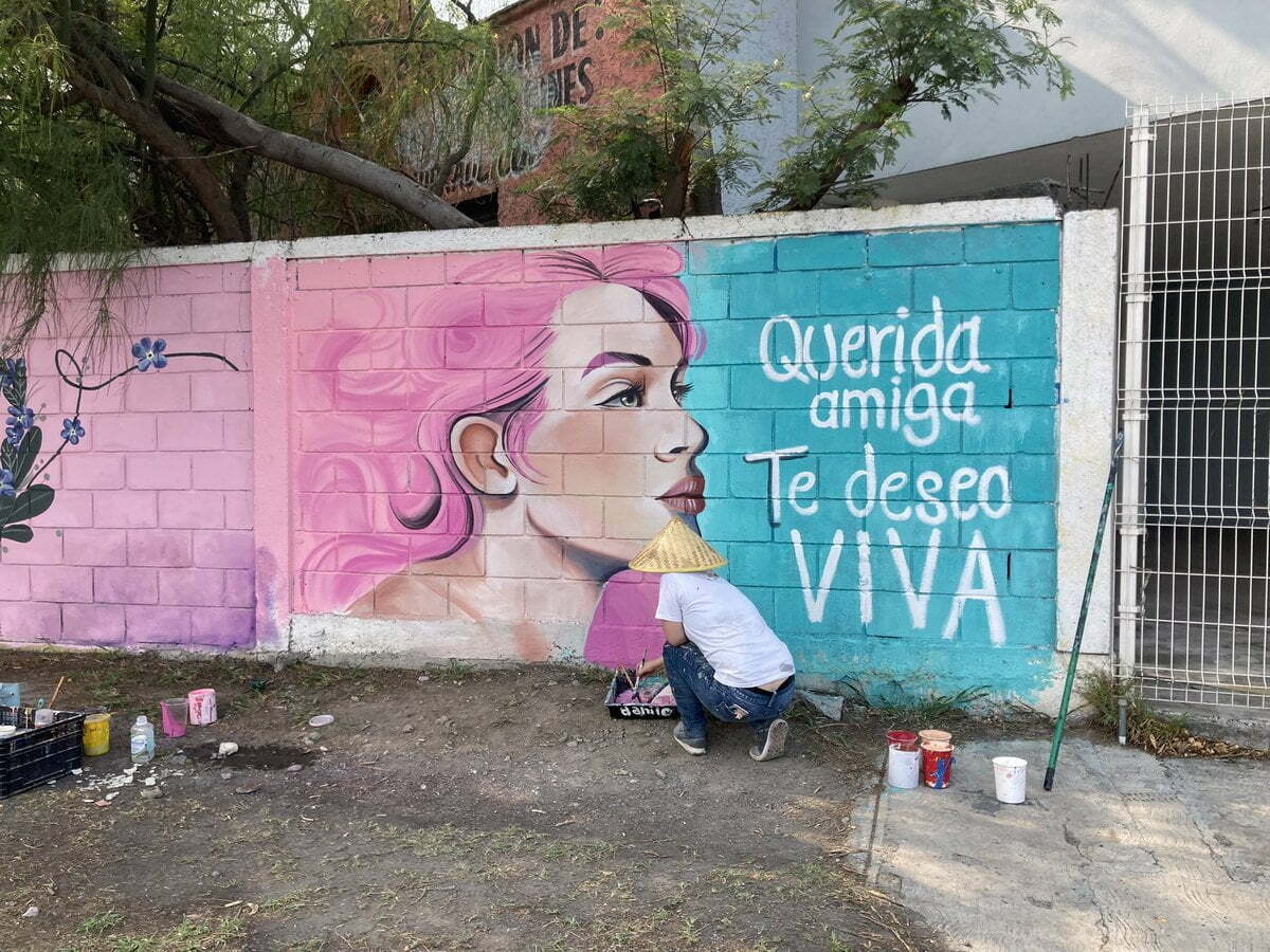 Pintan murales en Nuevo León en homenaje a Debanhi y desaparecidas