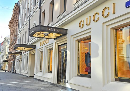 Ahora podrás comprar con Bitcoin cualquier articulo Gucci