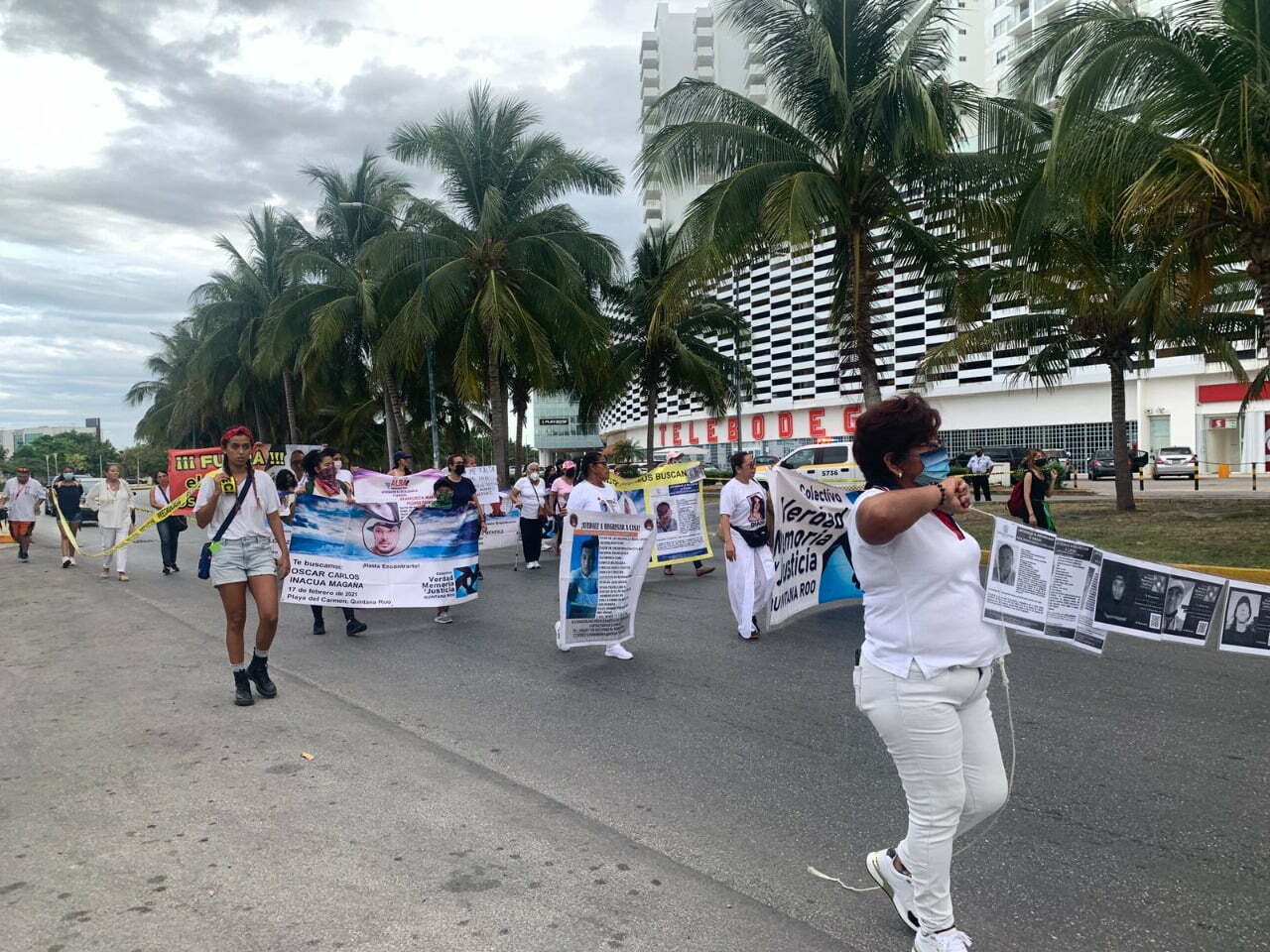 marchan madres de desaparecidos en cancun
