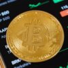 bitcoin cae a sus precios más bajos