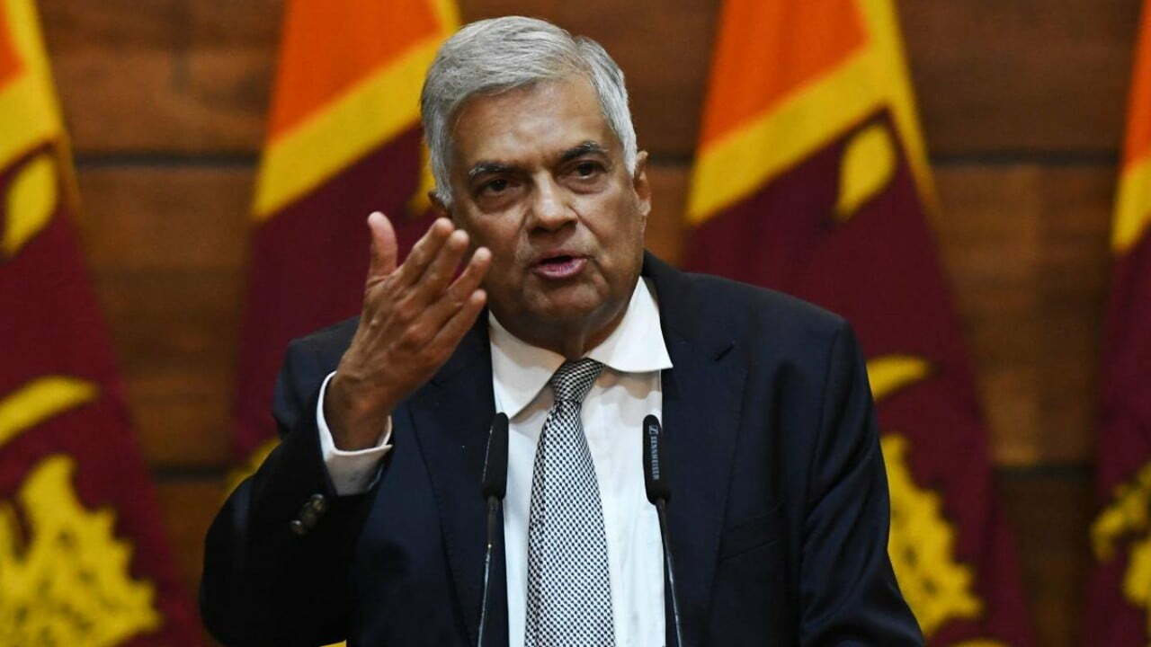 Nombran como presidente interino al primer ministro de Sri Lanka