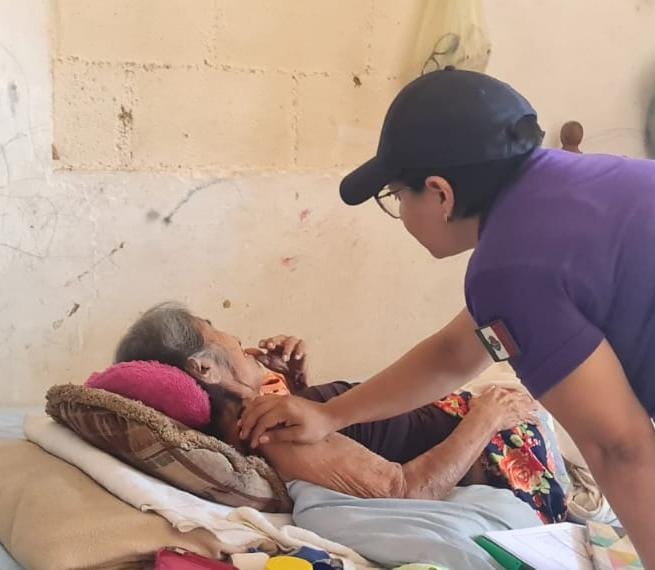Rescatan a anciana víctima de maltrato familiar en Cancún