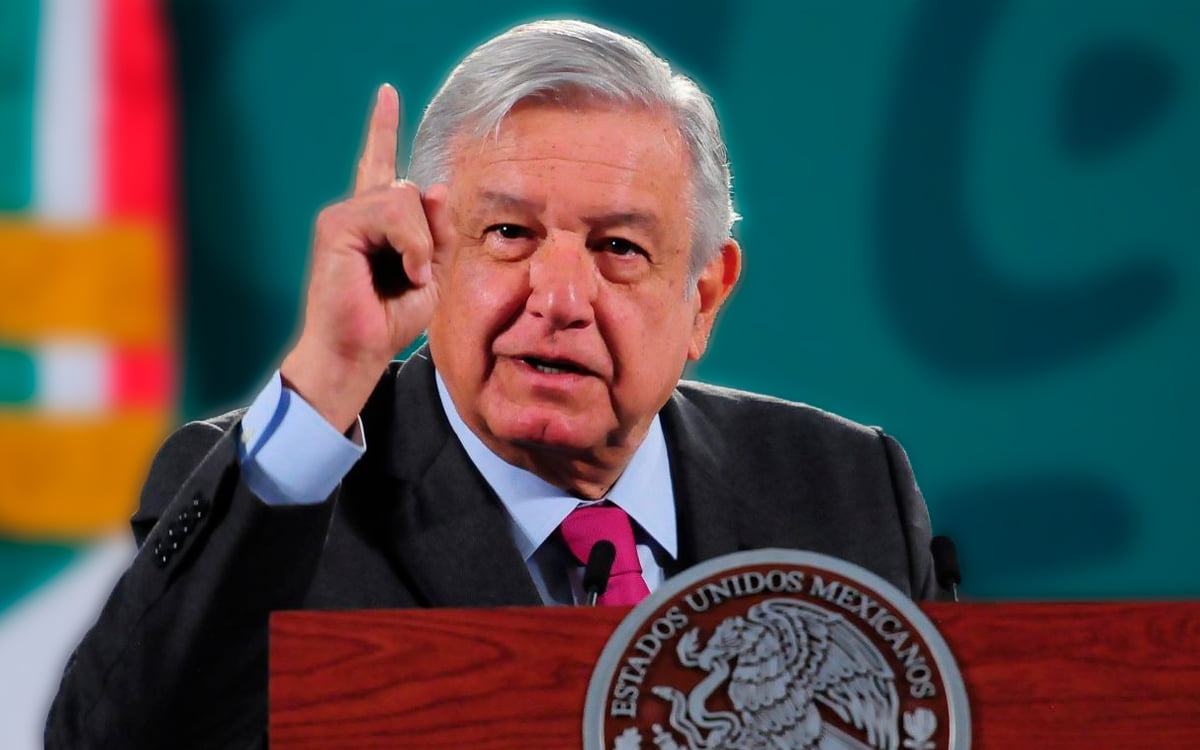 AMLO prepara reforma contra sueldazos de funcionarios