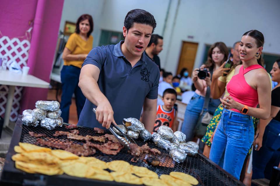 Armaron la carnita asada en el DIF de Nuevo León