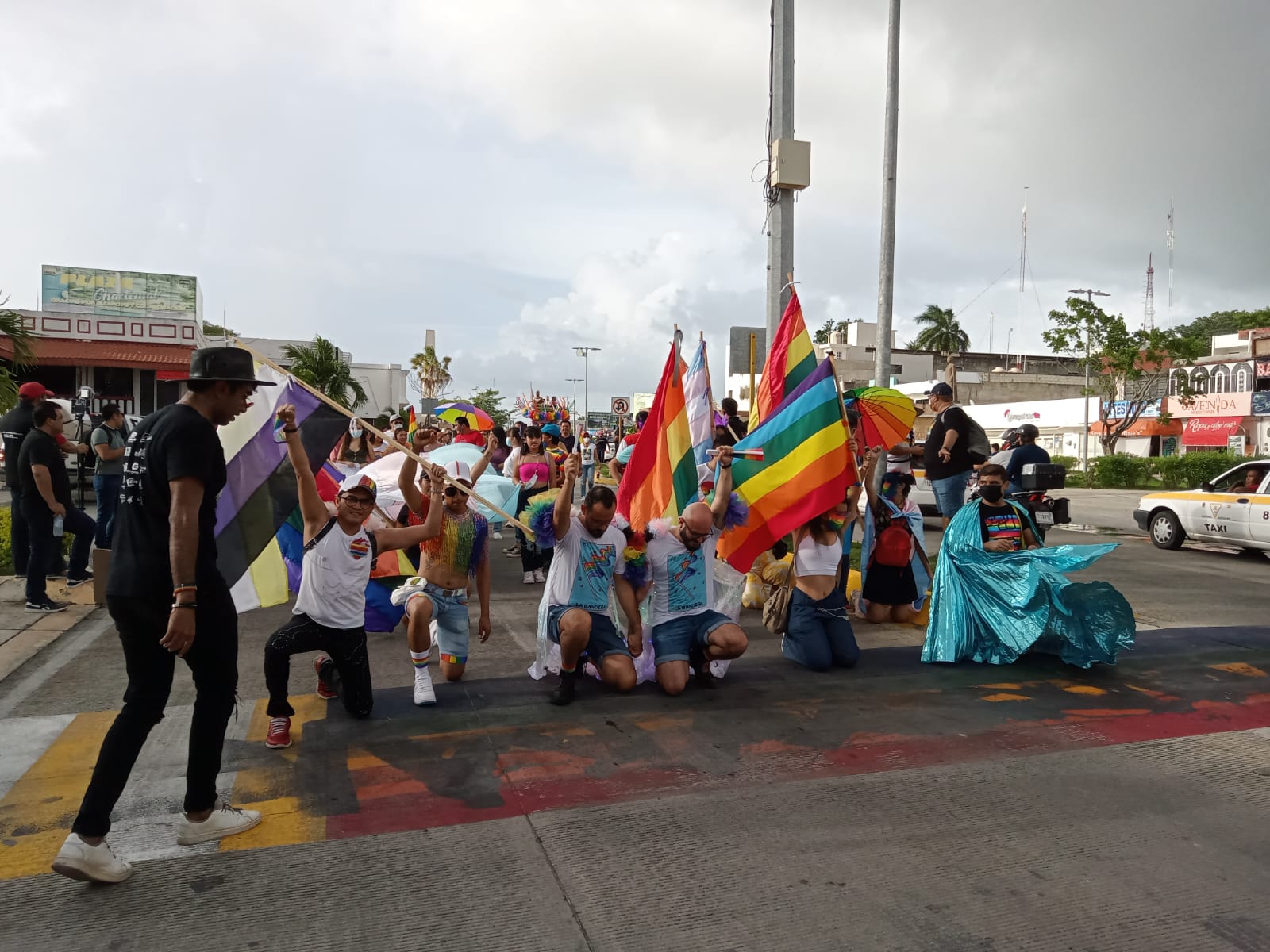 Realizan en Chetumal marcha del orgullo LGBT+