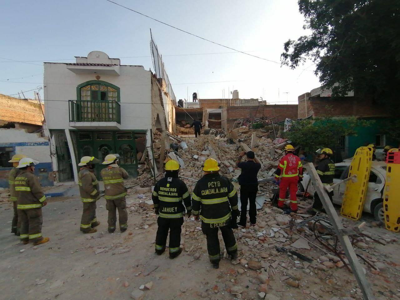 7 heridos y un muerto por explosión de casa en Jalisco
