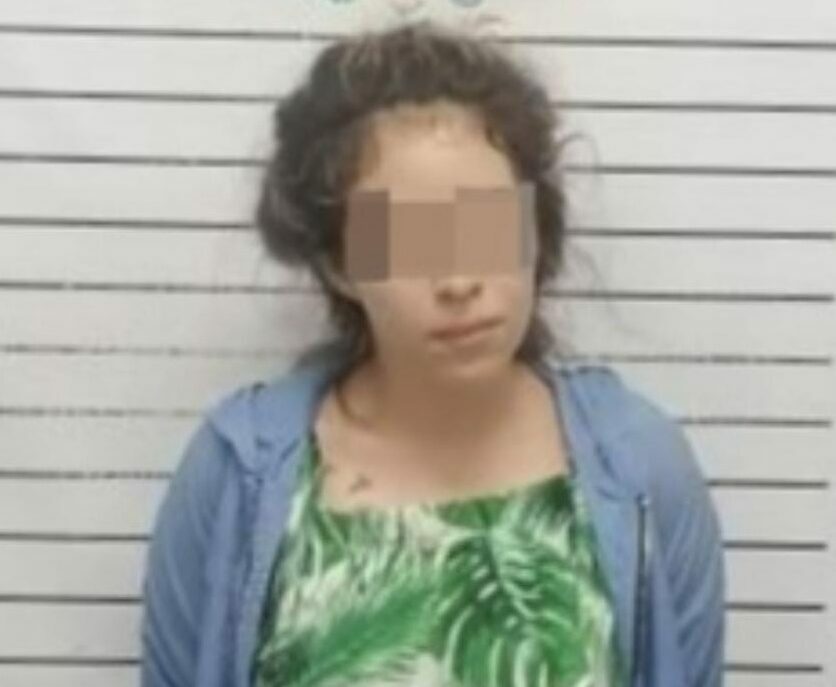 Madre intenta asfixiar a su hijo pequeño en Playa del Carmen; la mujer fue detenida