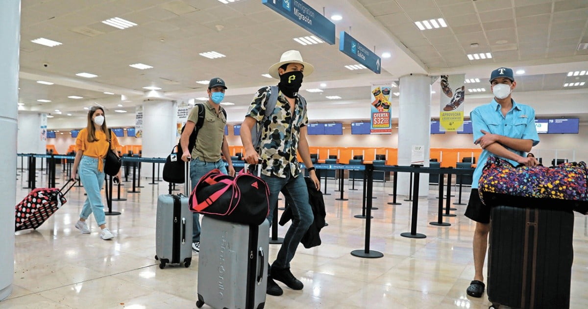 Beneficiará a turistas internacionales eliminación de FMM en Aeropuerto de Cancún