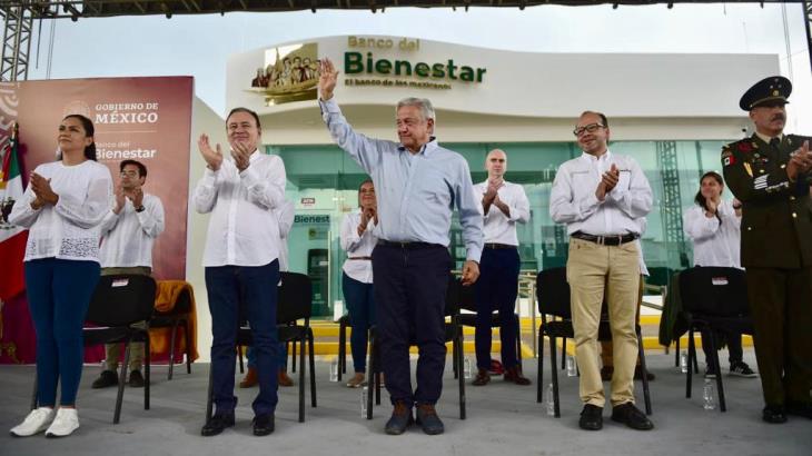 Marina controlará aeropuertos de Sonora: AMLO