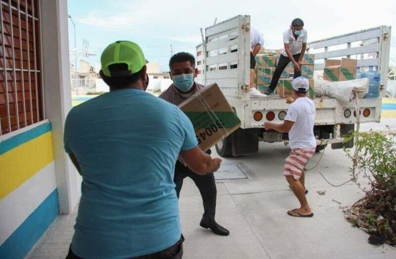 Faltan por llegar a Quintana Roo 300 mil paquetes de libros para nivel básico