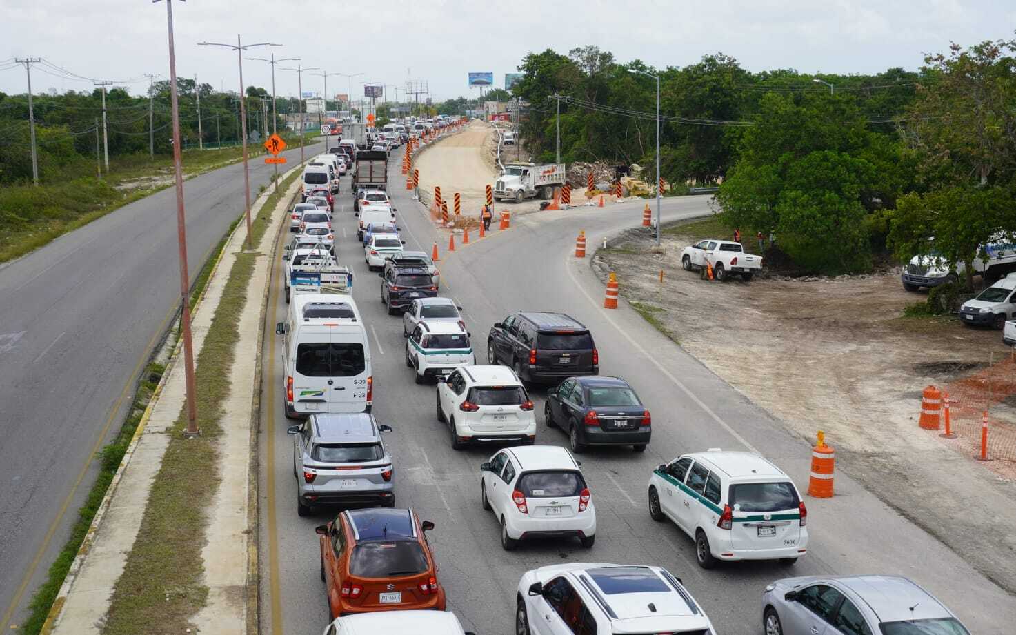 Piden a ciudadanos de Cancún paciencia ante el tráfico que provocan obras federales en la ciudad
