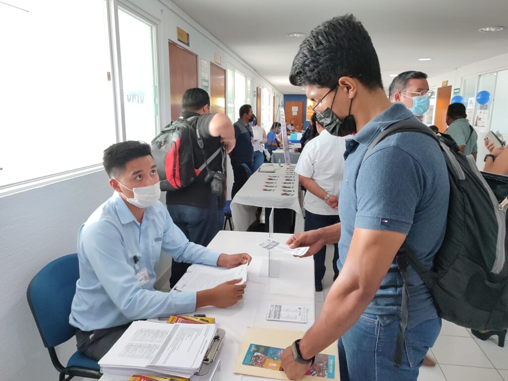 Hasta transporte, alojamiento y comida ofrecen hoteleros a trabajadores foráneos