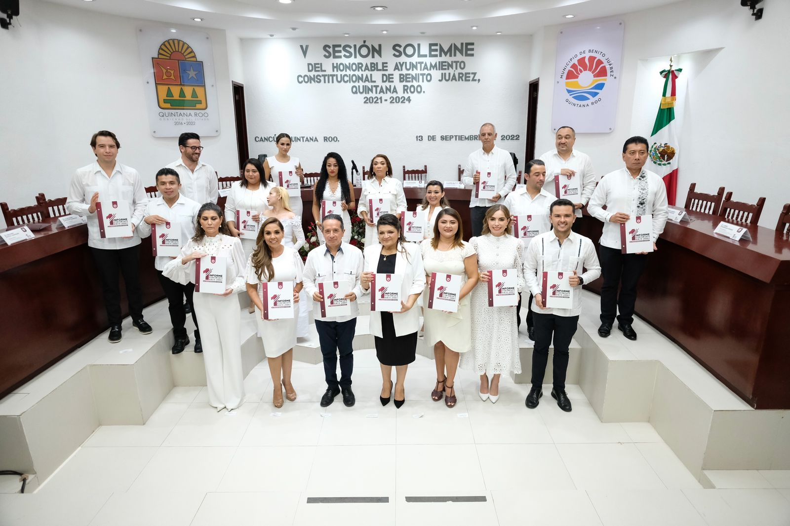 Reconoce cabildo de BJ a Mara Lezama