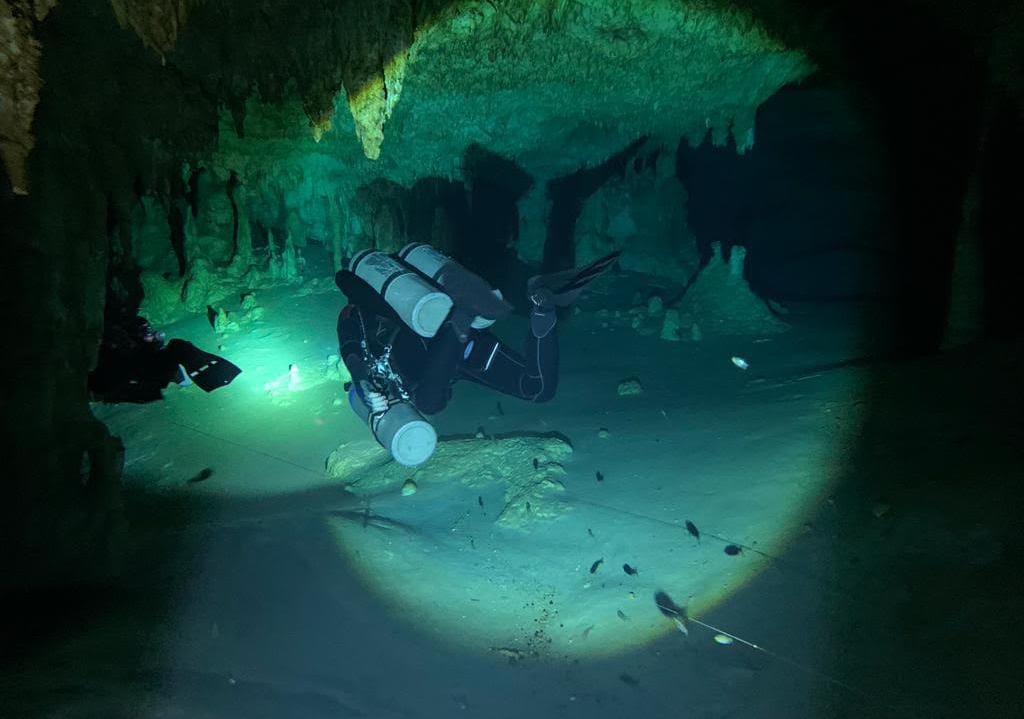 Desmiente el INAH afectacción de vestigios hallados en cueva del Tramo 5