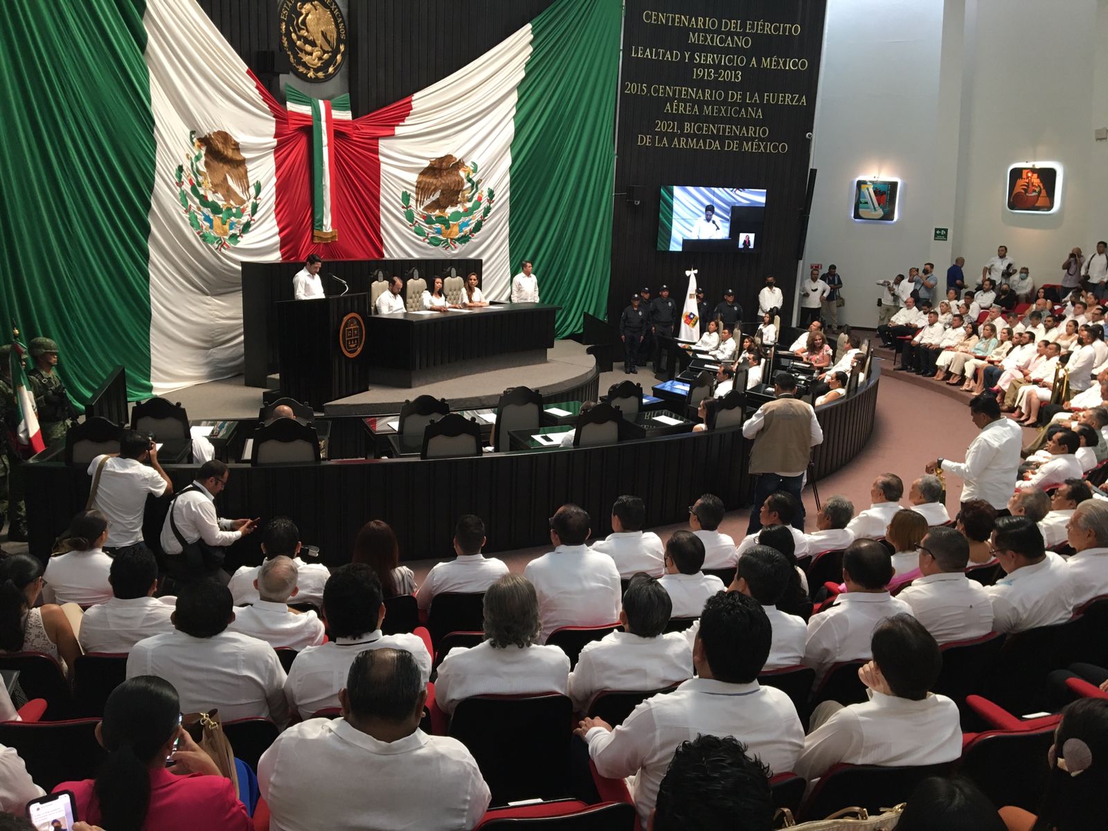 Por primera vez, una mujer celebra el Aniversario de la creación de Quintana Roo