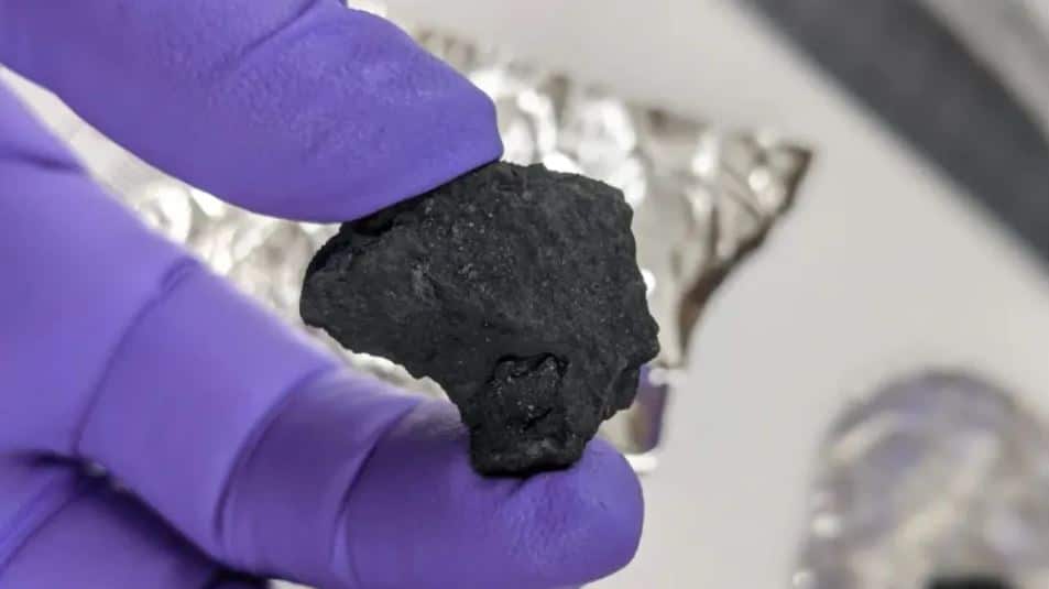 Meteorito que cayó en Inglaterra podría revelar como se formó el agua en la Tierra