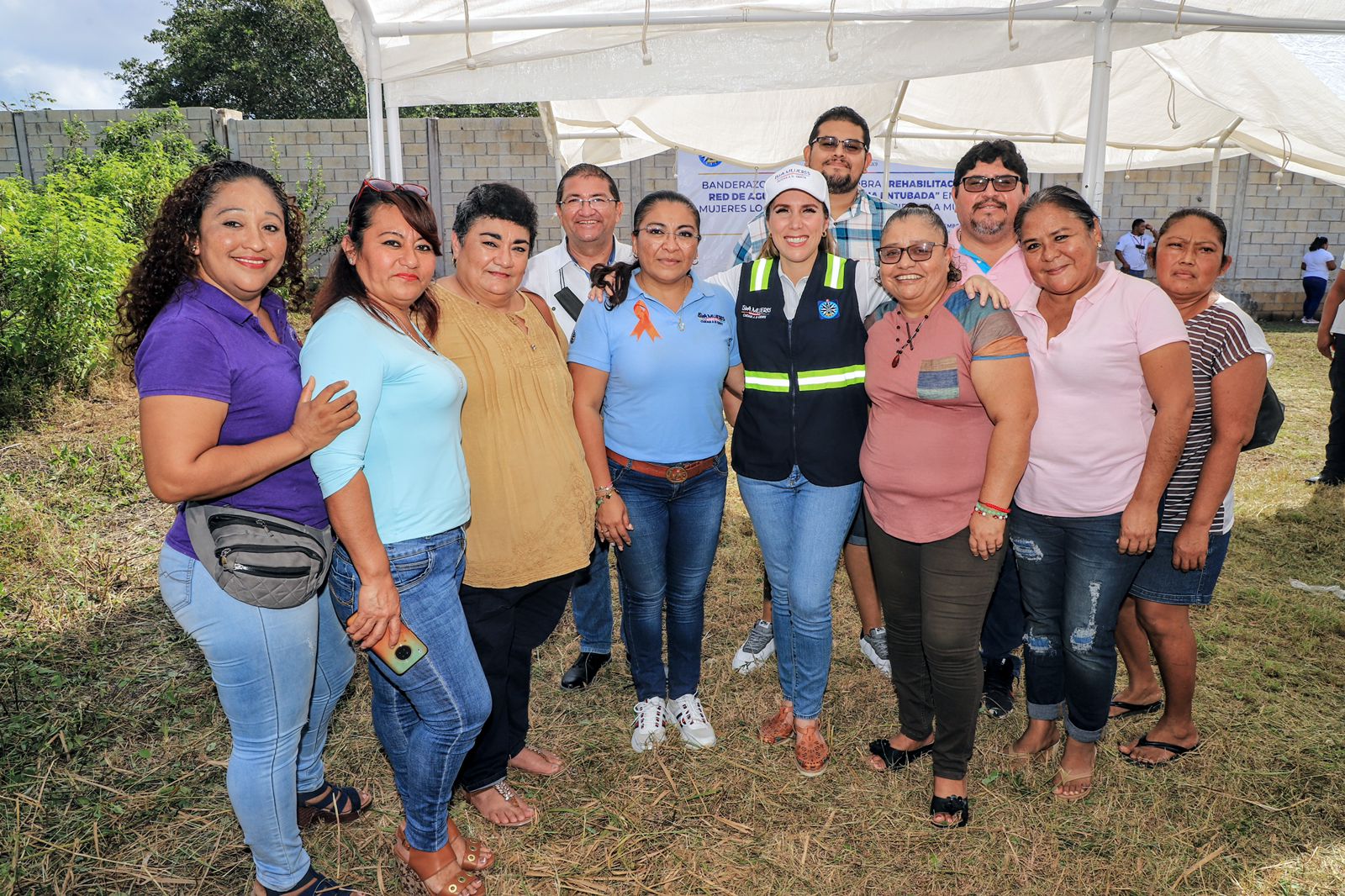 Atenea Gómez rehabilitará la red de agua potable en la Zona Continental de Isla Mujeres
