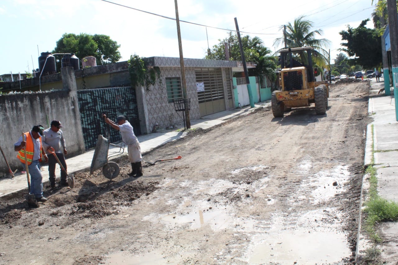 Inician rehabilitación de calles en Chetumal
