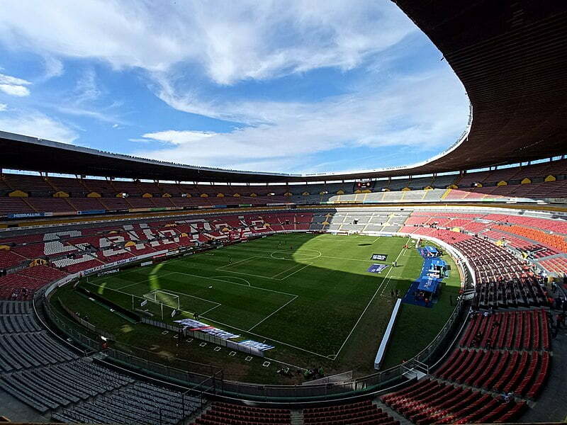 Proponen cambiar el nombre del Estadio Jalisco en honor a Pelé