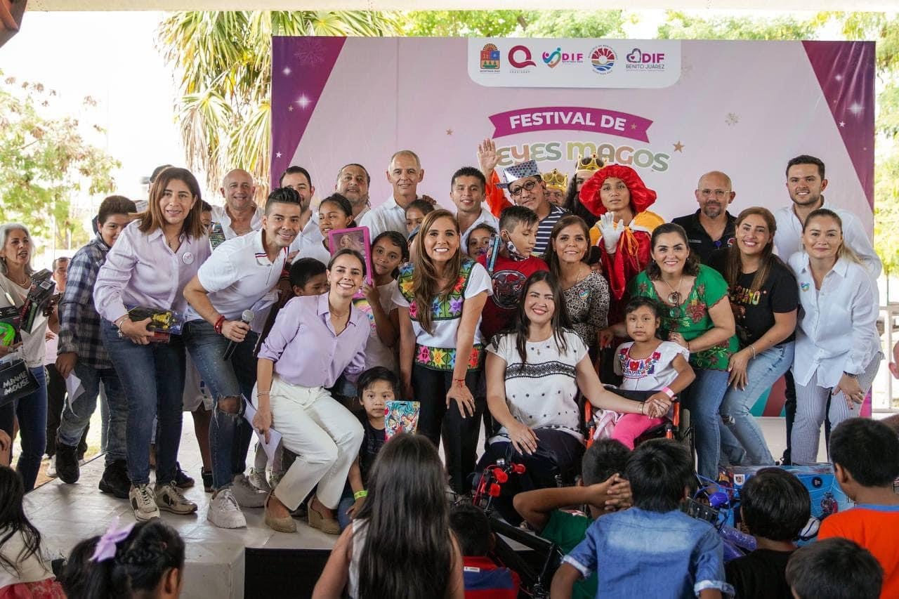 Mara Lezama festeja Día de Reyes con familias de Cancún