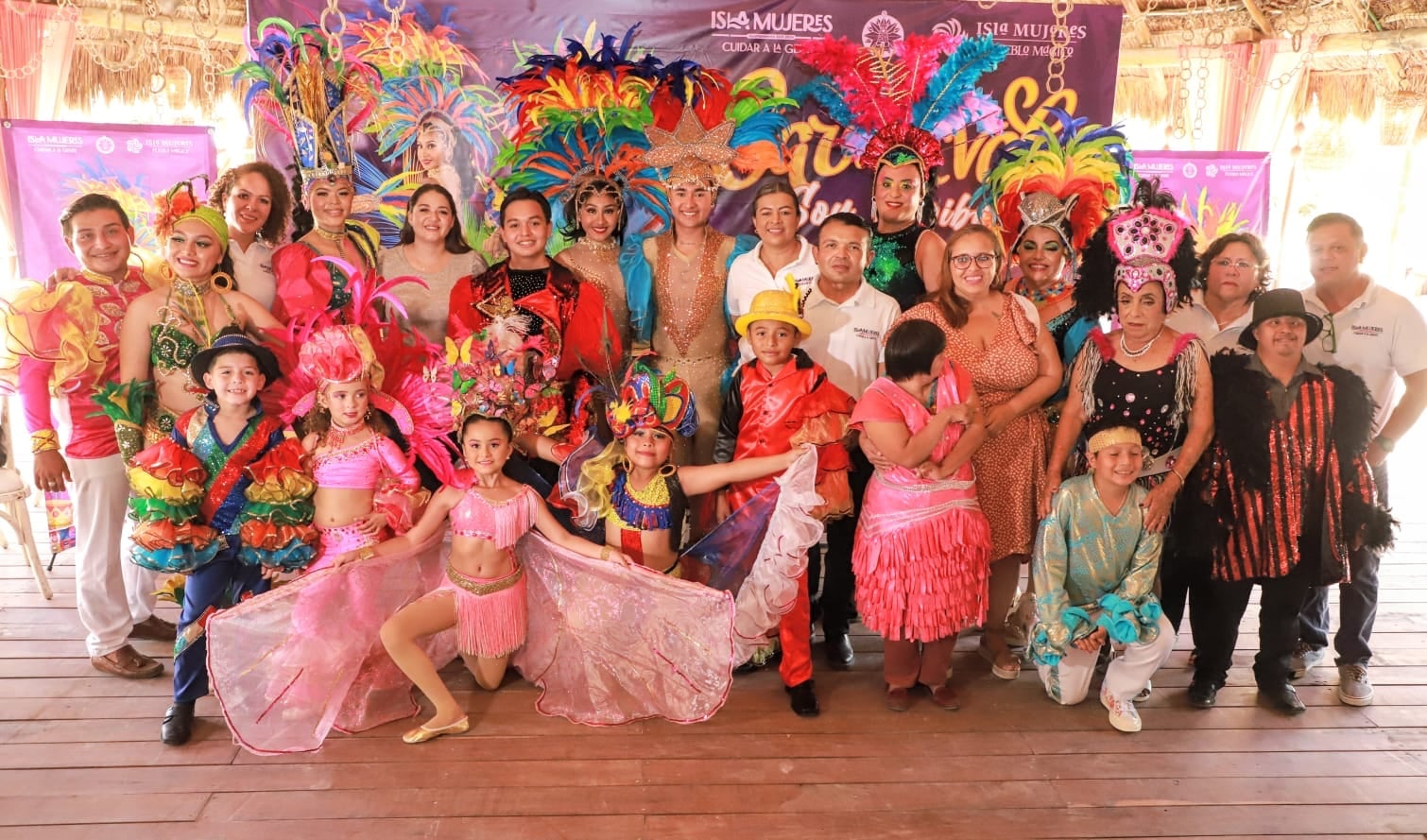 Presentan cartelera del Carnaval Isla Mujeres 2023 “Soy Caribe”