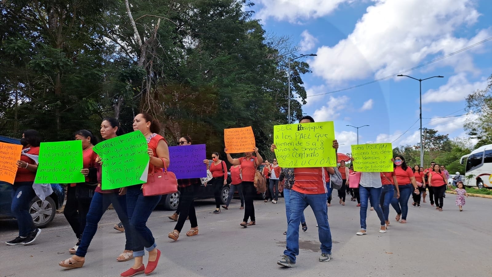 Protestan maestros de educación indígena en Felipe Carrillo Puerto