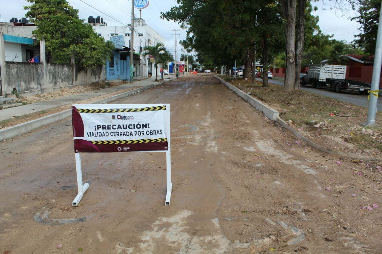 Repavimentan Avenida Javier Rojo Gómez en Chetumal