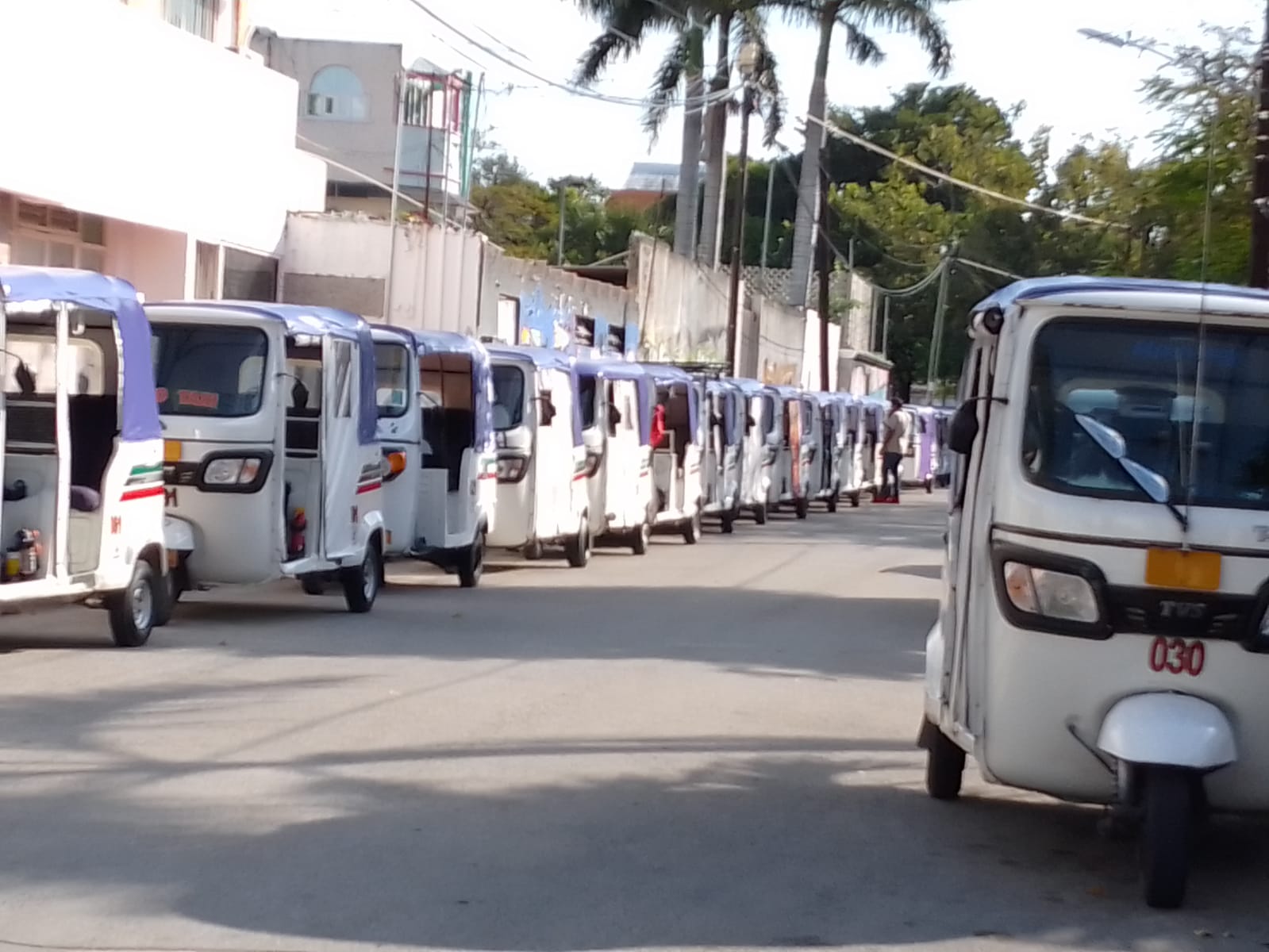 Lleva censo de mototaxis 60% de avance en Cancún
