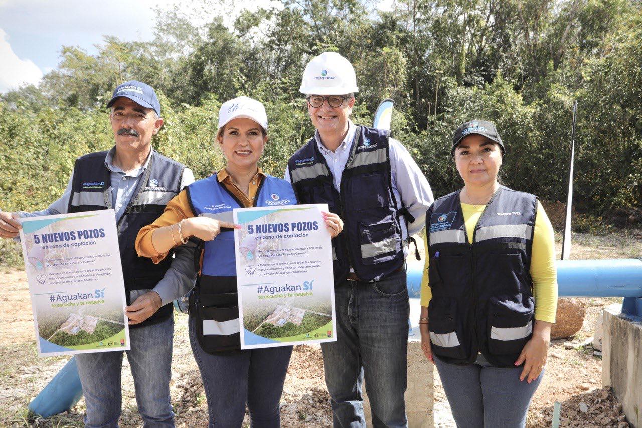 Constata Lili Campos obras de Aguakan