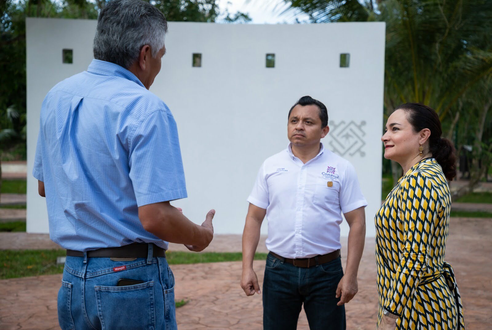 Presidenta Juanita Alonso verifica obras que pronto serán inauguradas 