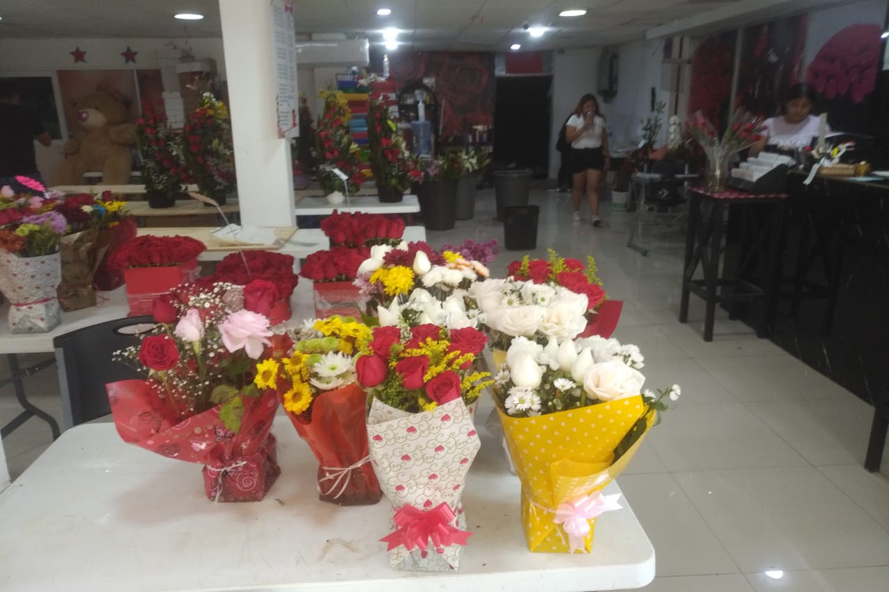 Florerías de Cancún, a un 75% en ventas