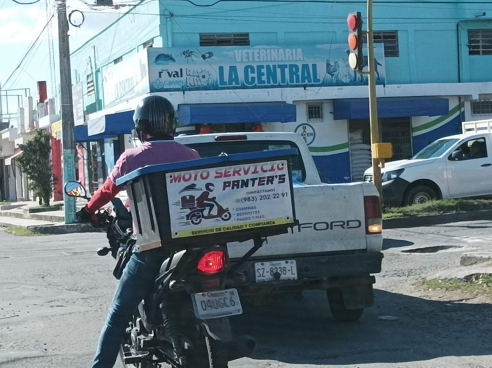 Piden motorrepartidores trato justo por el Instituto de Movilidad