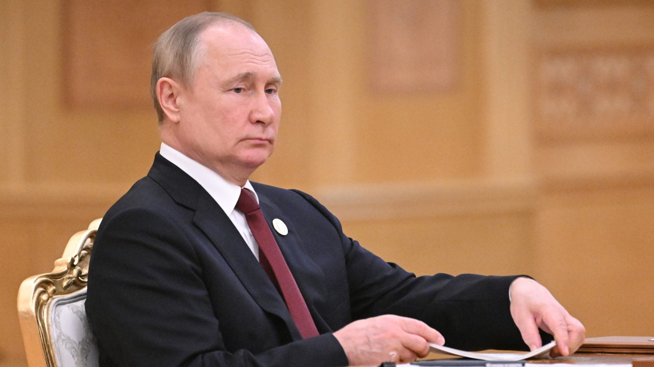 Corte Penal Internacional emite orden de detención contra Putin