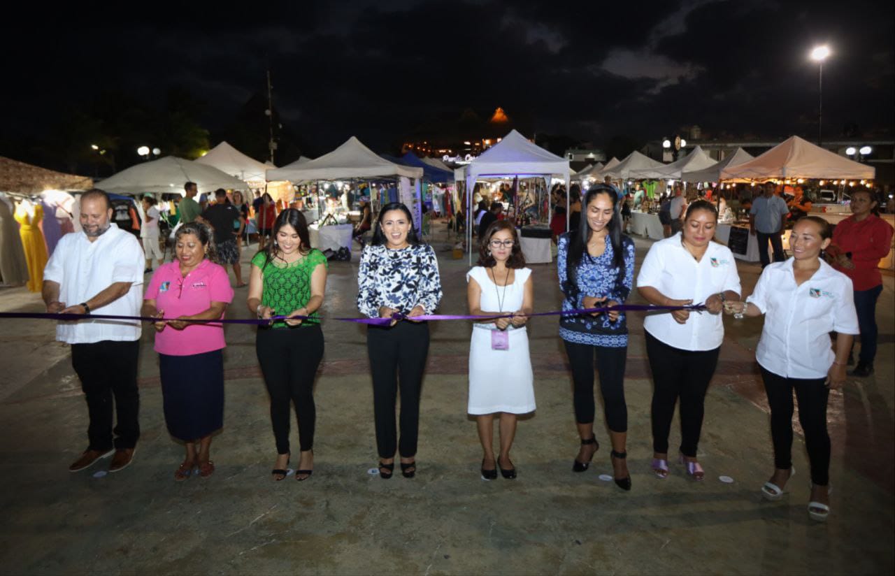 Inaugura Blanca Merari la “Feria de Manos Emprendedoras”