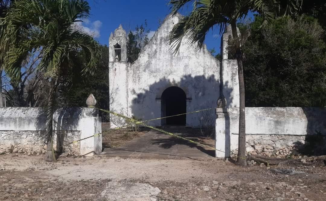 Bloquea Protección Civil acceso a deteriorada iglesia de X-querol