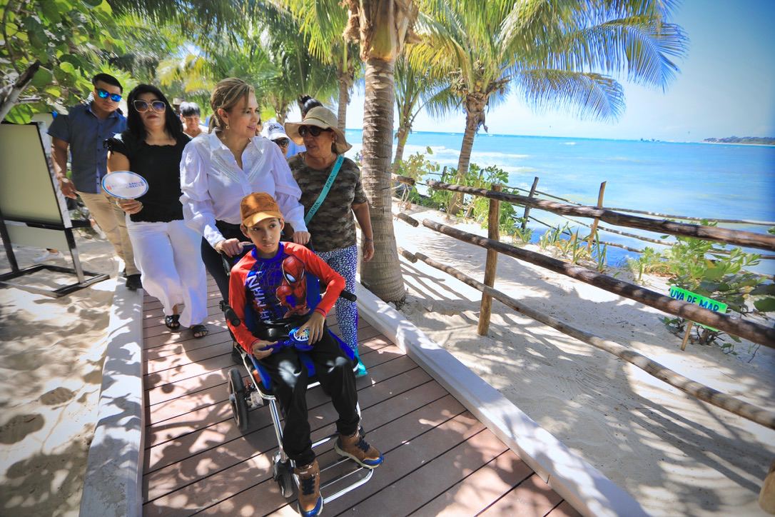 Lili Campos inauguró la playa inclusiva de Punta Esmeralda