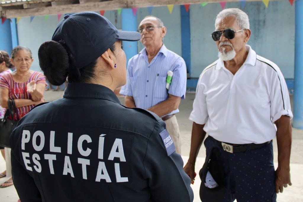 Puerto Morelos imparte pláticas para prevenir la trata de personas, para preservar la paz y garantizar la seguridad.