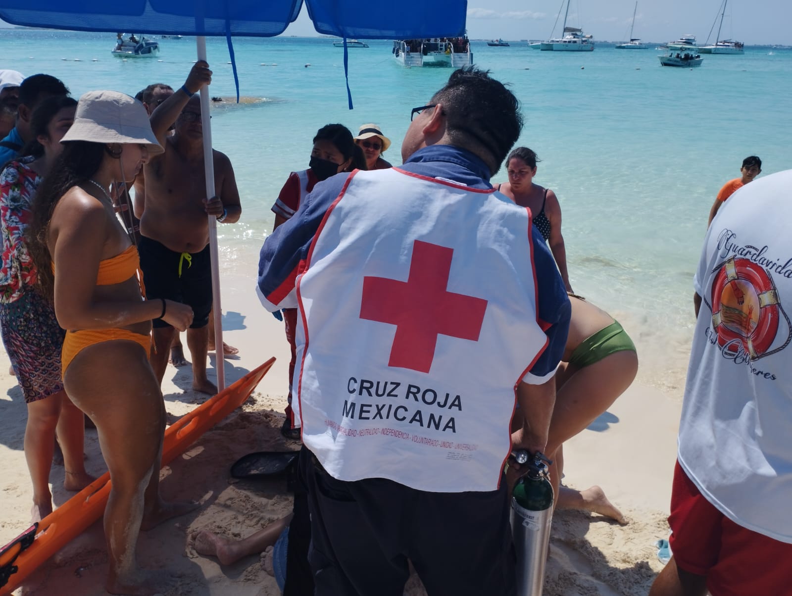 Muere argentino ahogado en playa de Isla Mujeres