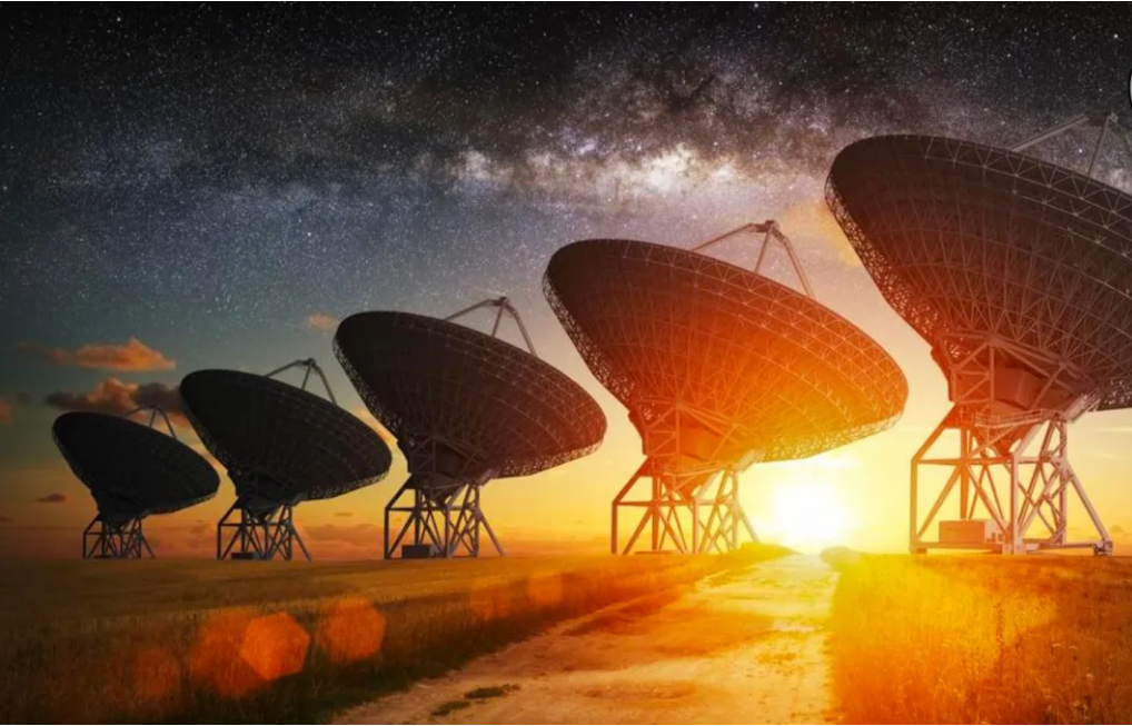 Astrónomos descubren 25 señales de radio provenientes del espacio profundo