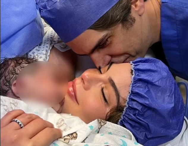 Ximena Navarrete recibe a su segundo bebé