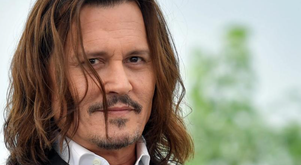 Película protagonizada por Johnny Depp recibe una ovación en Cannes