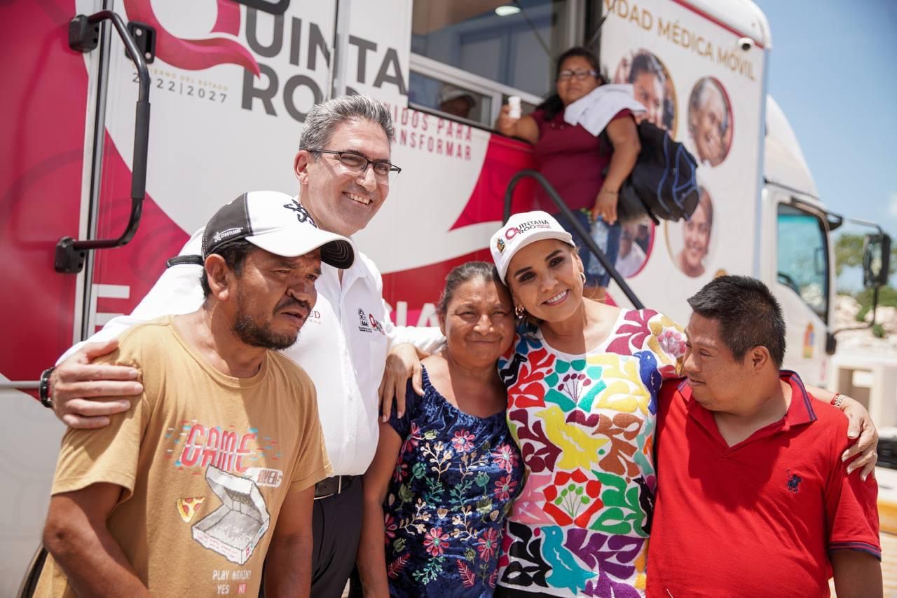 Mara Lezama supervisa las caravanas de salud en la zona continental de Isla Mujeres