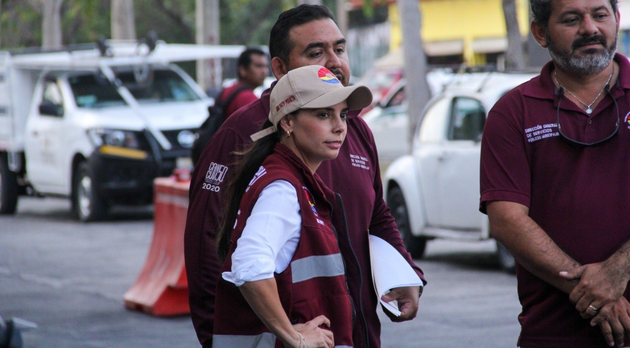 Atiende gobierno de Ana Paty Peralta calles y avenidas de Cancún