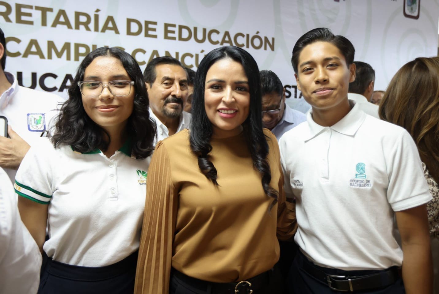 Abre el programa estatal de educación superior a distancia opciones a jóvenes de Puerto Morelos para estudiar una carrera