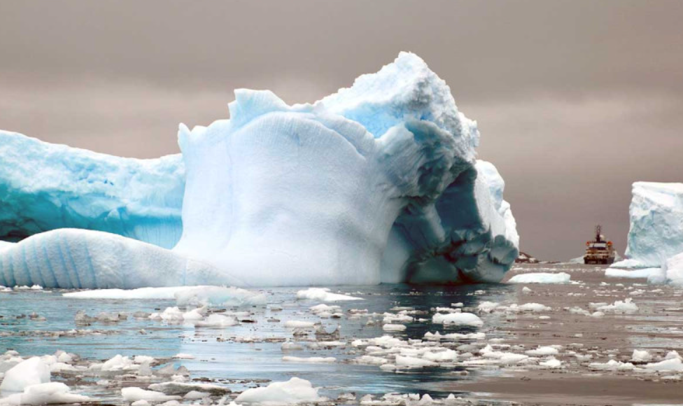 Hielo de la Antártida, en su nivel más bajo