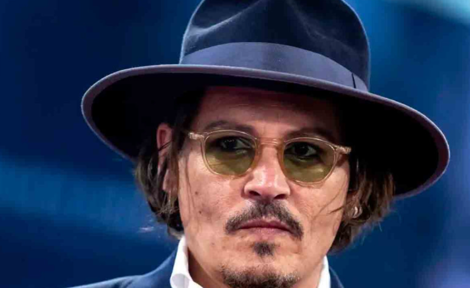 Cancelan concierto de Johnny Depp tras hallarlo inconsciente