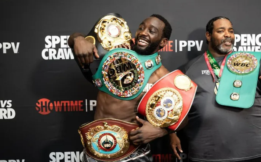 Crawford vence a Errol Spence Jr., en gran pelea de box