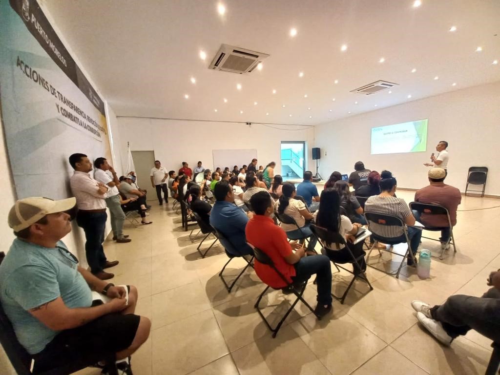Profesionalizan a funcionarios de Puerto Morelos en apego a lineamientos de transparencia y rendición de cuentas